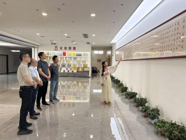 10a02e66247c294dc2b426024b742f9